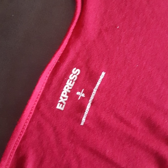 Express Hi-Low Raspberry Tank Top - Picture 4 of 5